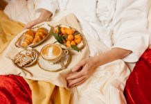 8 Things You Should Know Before Getting That Fancy Hotel Room Service hotel room service