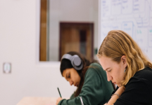 10 Golden Rules For Students To Get Success students