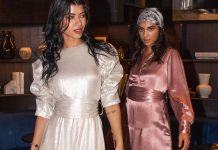 How can a woman dress simple and stylish?