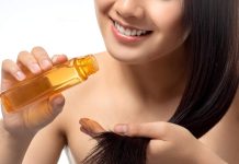 Advantages of Using Best Anti Dandruff Oil https://thehairpantry.com/collections/hair-oils